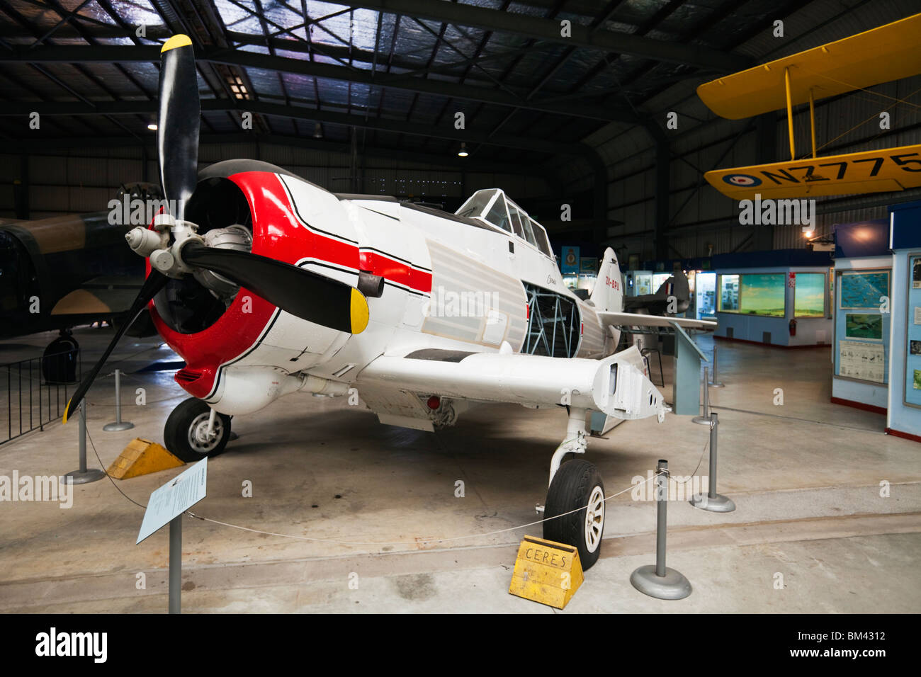 Oldtimer-Flugzeuge-Sammlung im Museum für Verkehr und Technik (MOTAT). Auckland, Nordinsel, Neuseeland Stockfoto