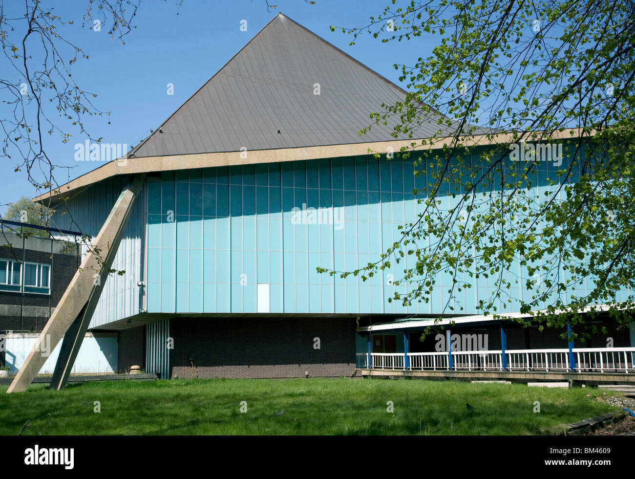 Ehemalige Gebäude der Commonwealth Institute in Kensington erwartet Sanierung Stockfoto