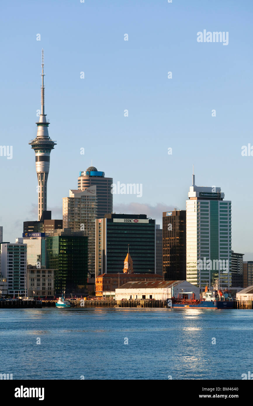 Hafen und Stadt Skyline. Auckland, Nordinsel, Neuseeland Stockfoto