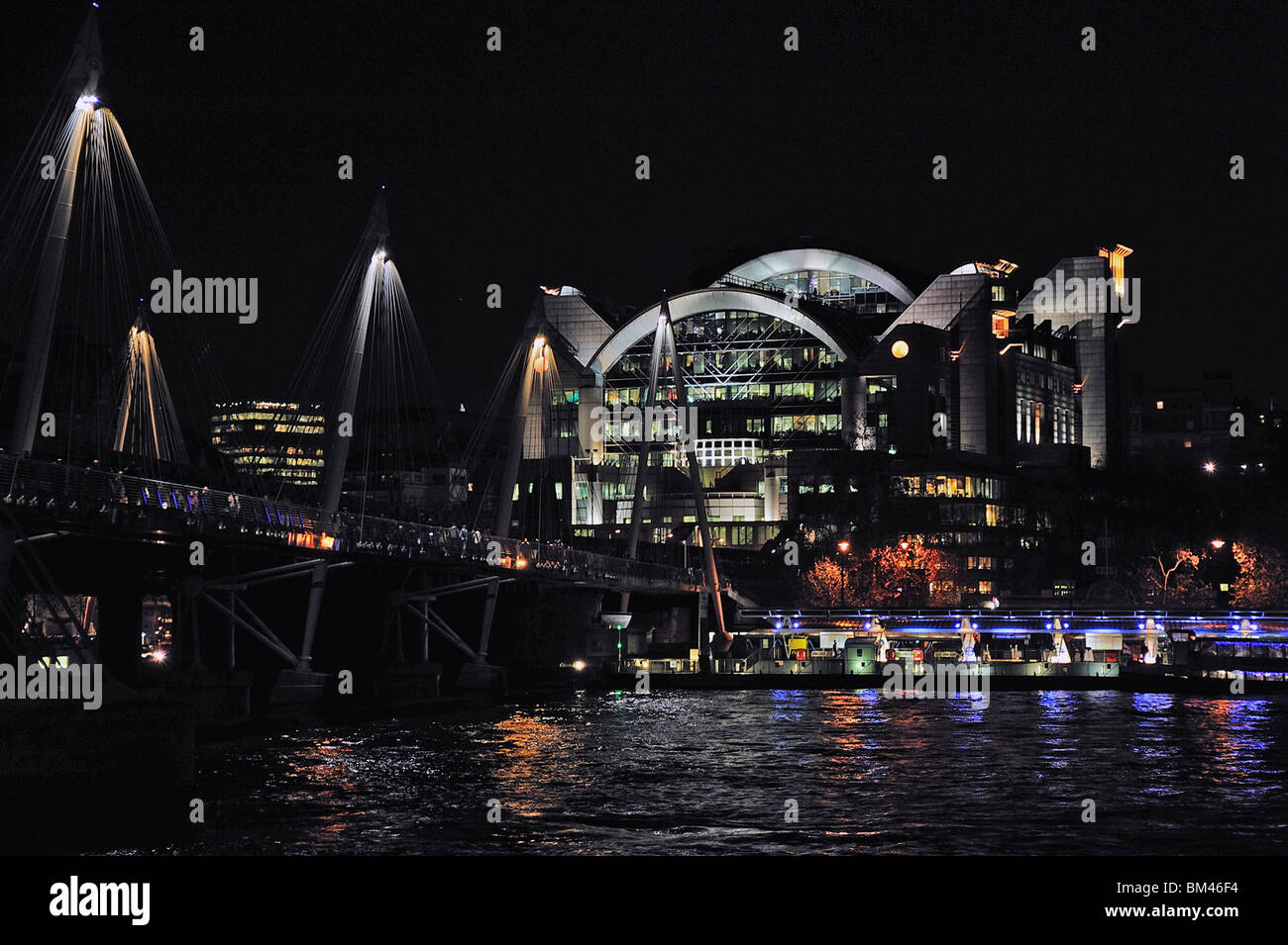 Charing Cross Station & Bridge London UK Stockfoto