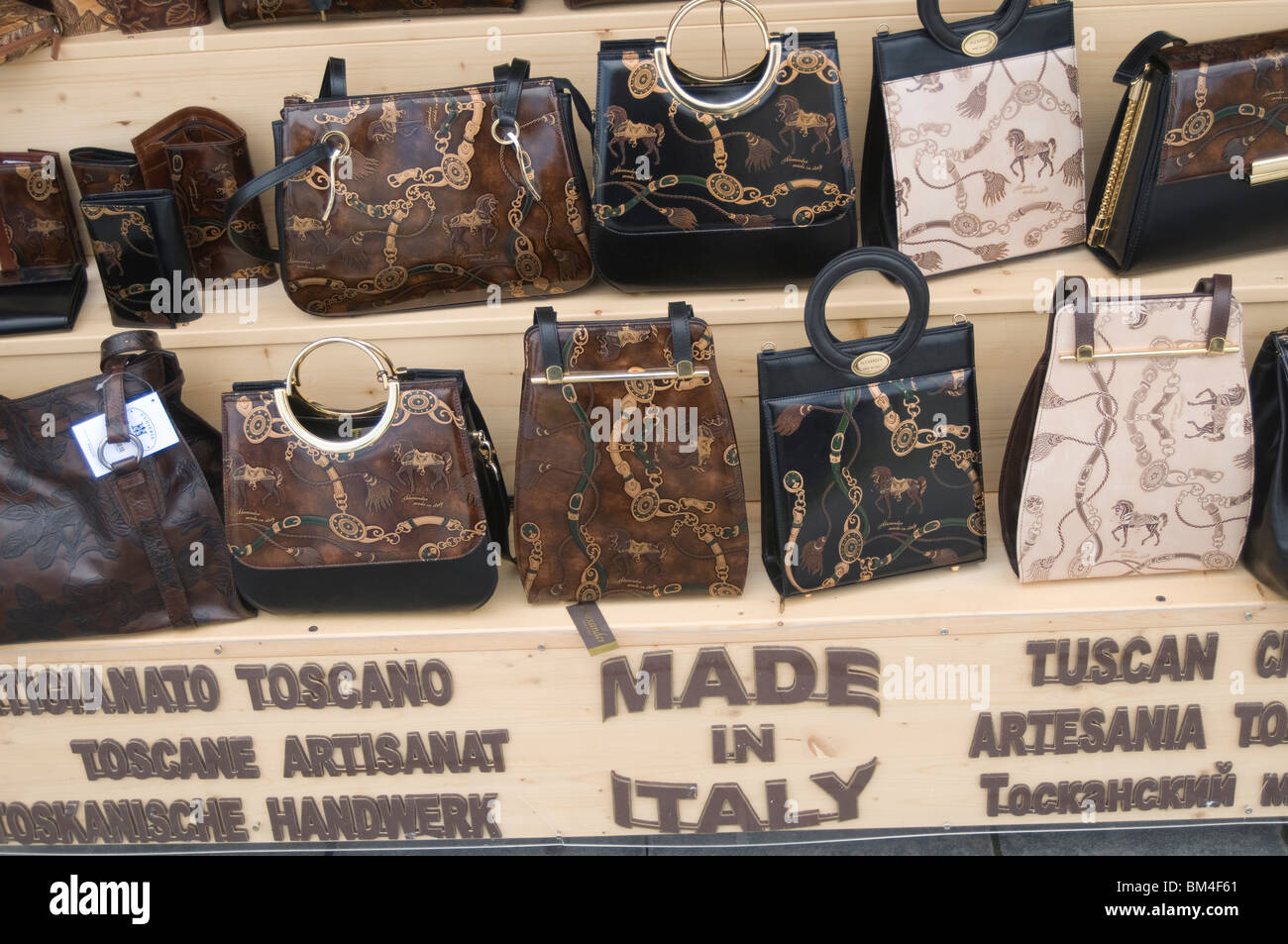 italienische Leder Handtaschen Handtasche Handtaschen Tasche Italien  gemacht Designermode Artikel Artikel modischen Stil stilvoll  Stockfotografie - Alamy