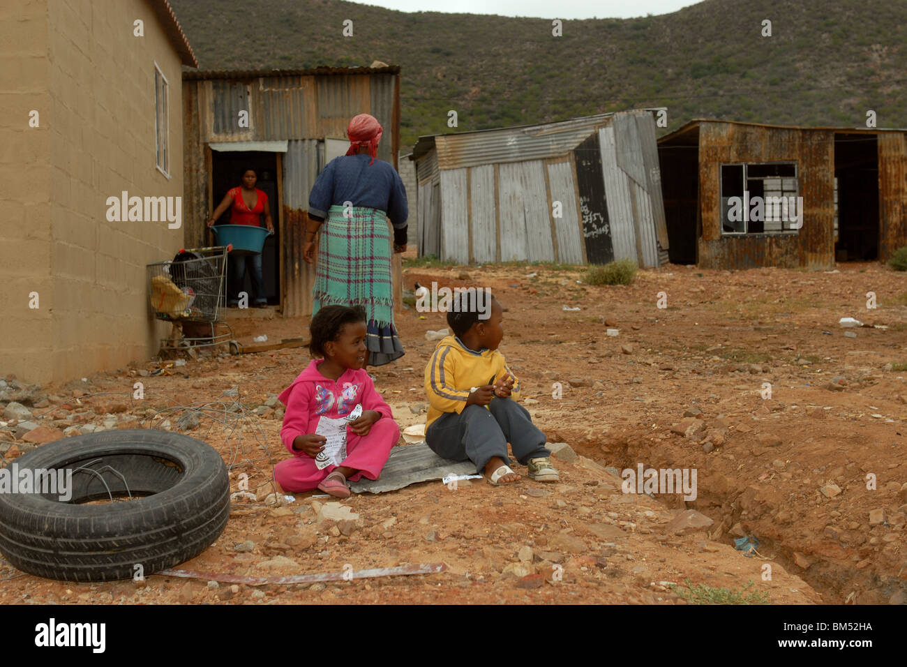 Familienleben im township Stockfoto