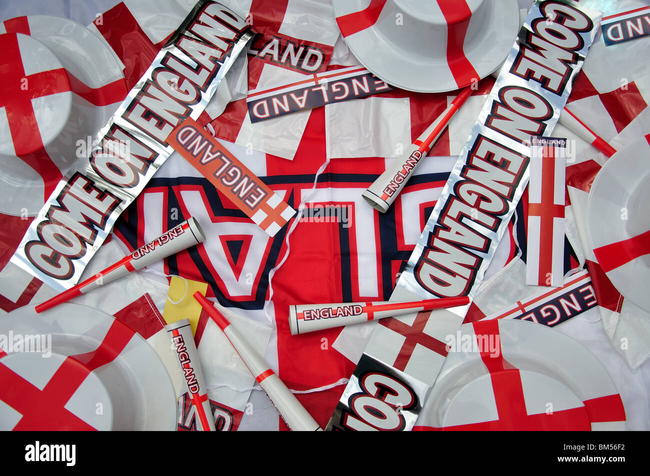 England Fußball-Weltmeisterschaft Fahnen, Surrey, England, Vereinigtes Königreich Stockfoto