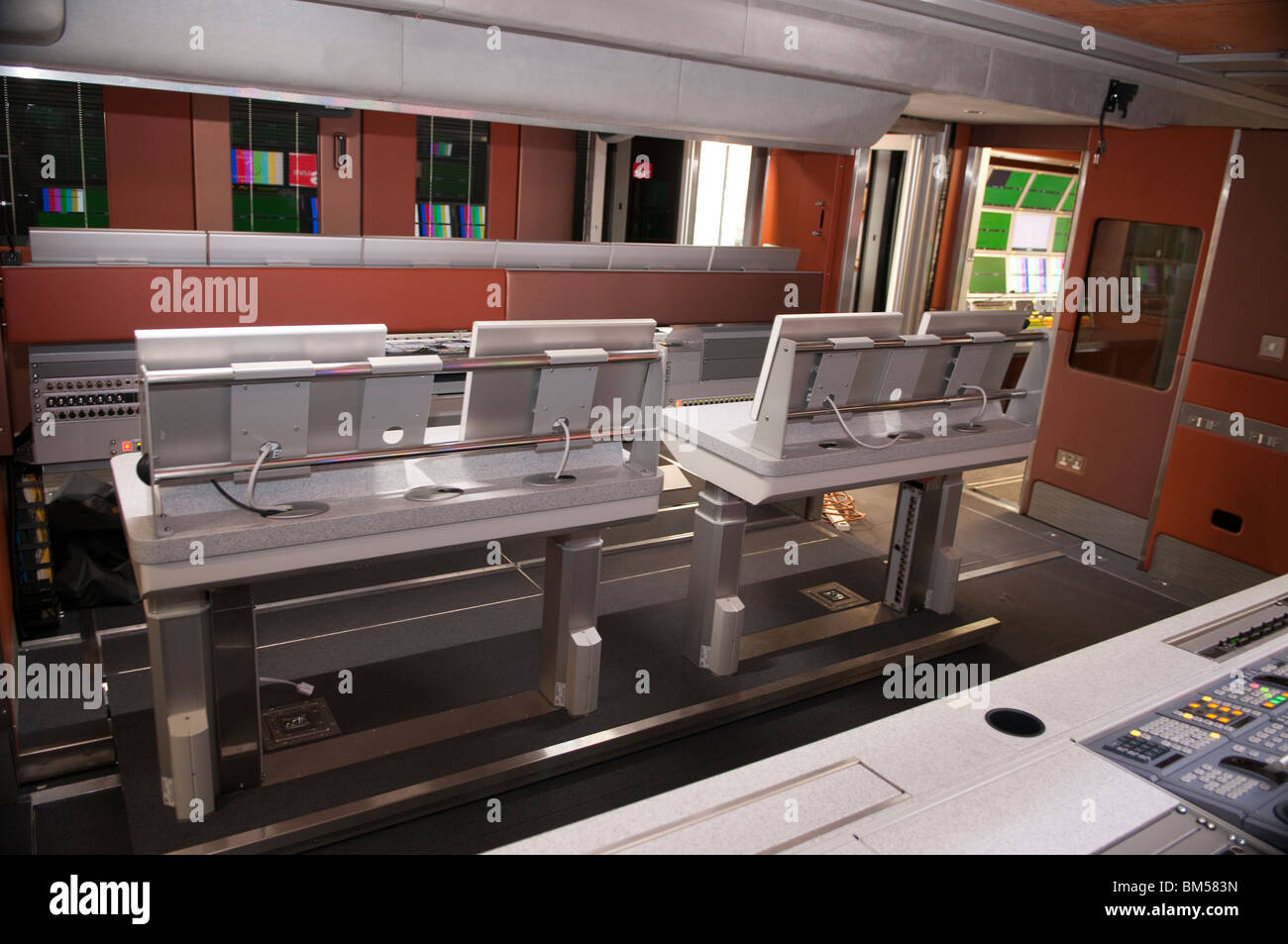 Produktionsfläche von einem mobilen TV broadcast Kontrollraum Stockfoto