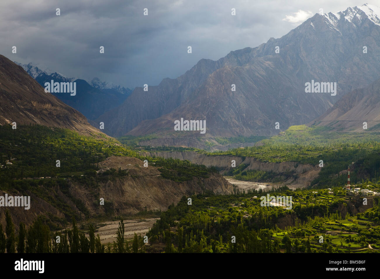 Hunza-Tal bei Karimabad, Pakistan Stockfoto