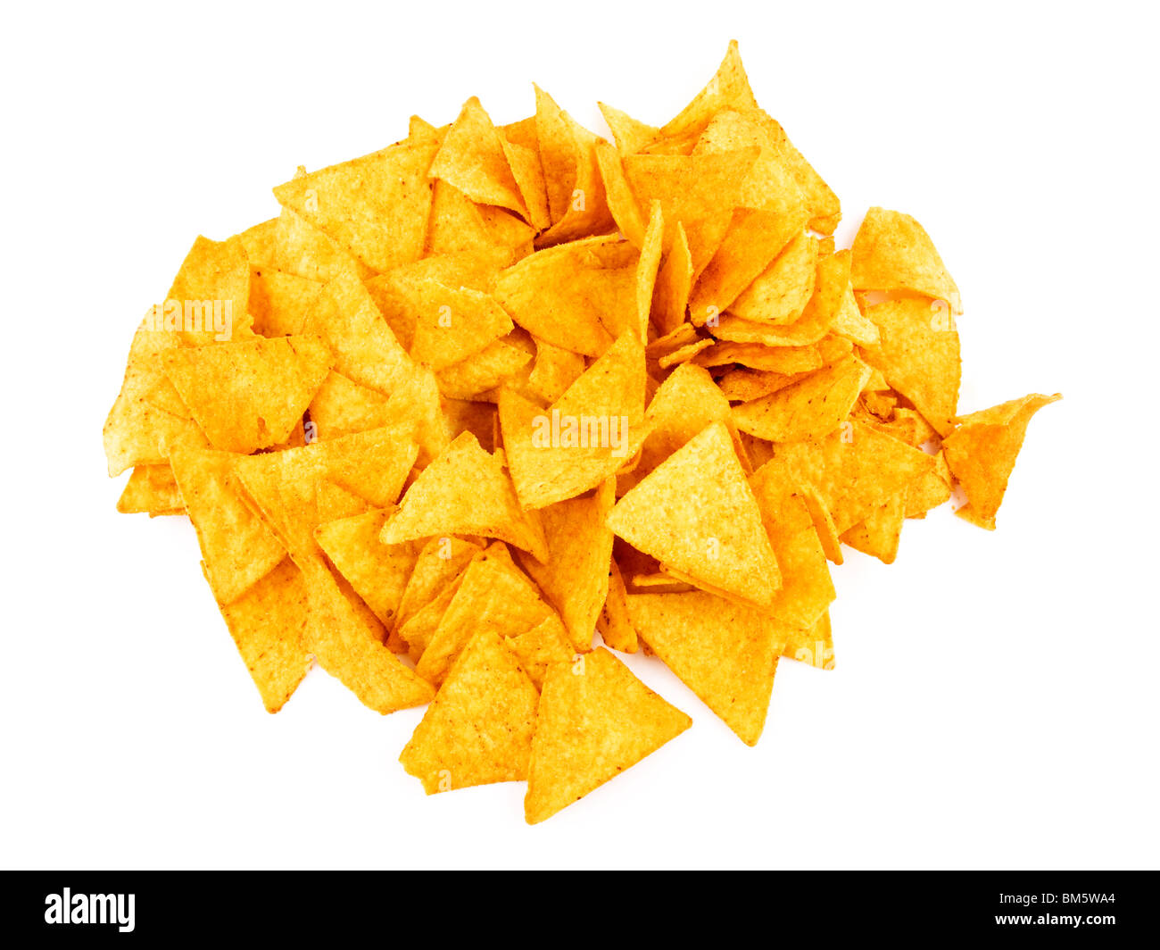 Tortilla-Chips über dem weißen Hintergrund Stockfoto
