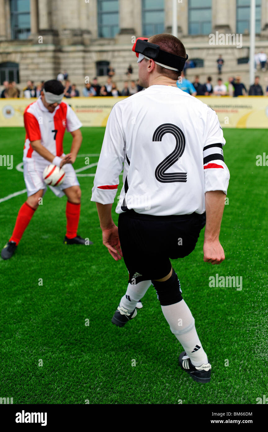 Tag der Blinde Fußball vor dem Deutschen Reichstag, Berlin, Deutschland Stockfoto