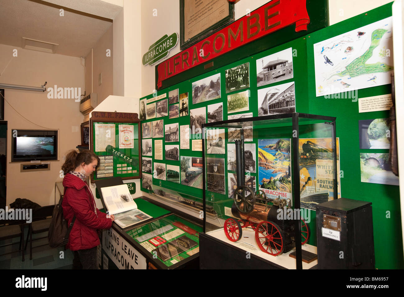 Großbritannien, England, Devon, Ilfracombe Museum, Eisenbahn ausstellen Stockfoto
