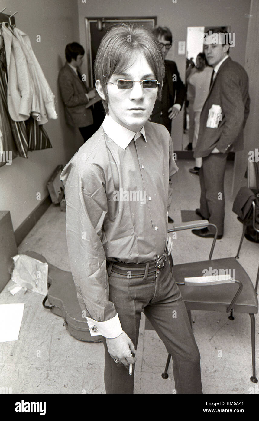 SMALL FACES - Steve Marriott in einer TV-Umkleidekabine im Juni 1966. Foto Tony Gale Stockfoto