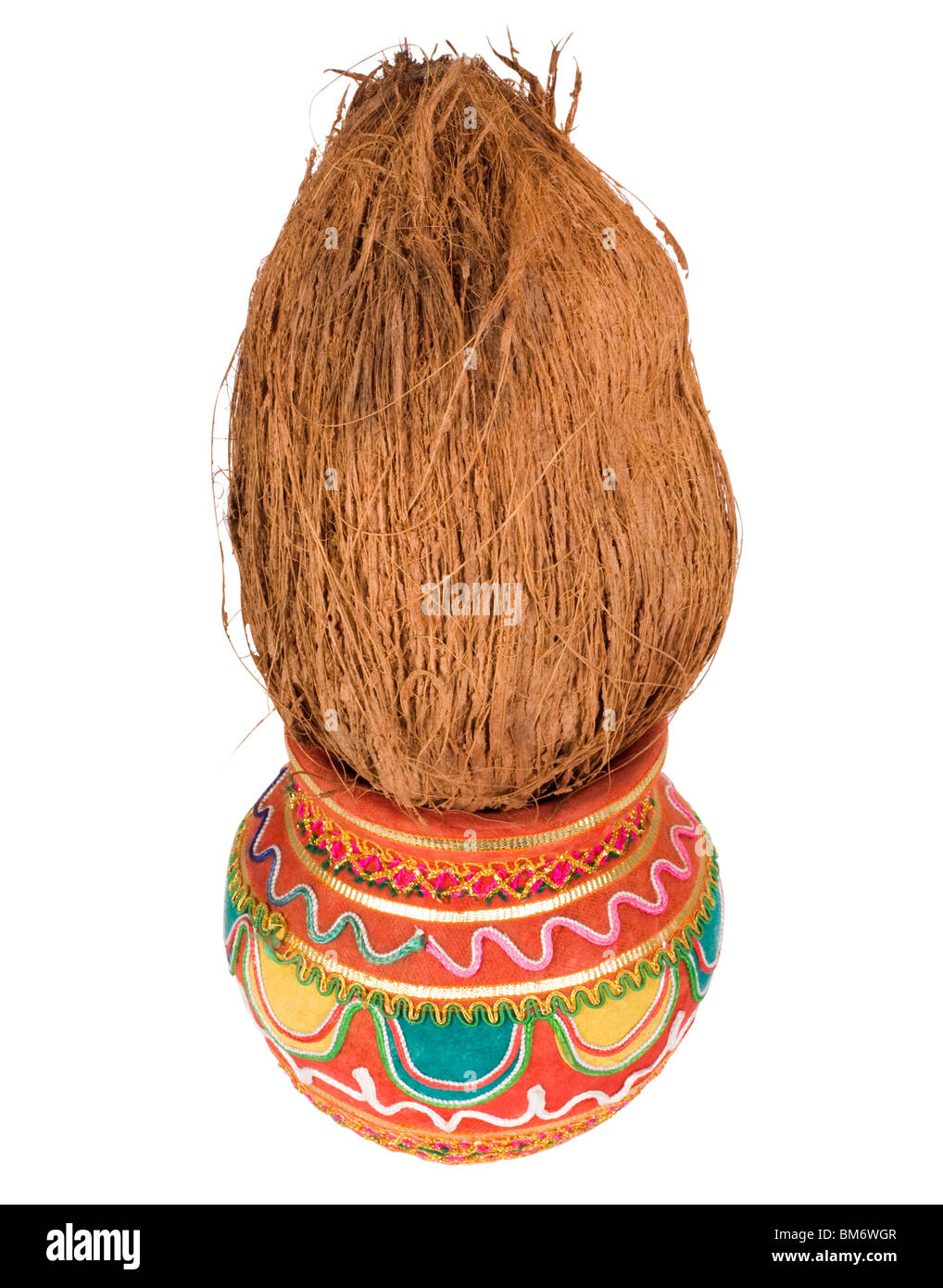 Nahaufnahme von Kalash mit einer Kokosnuss Stockfoto