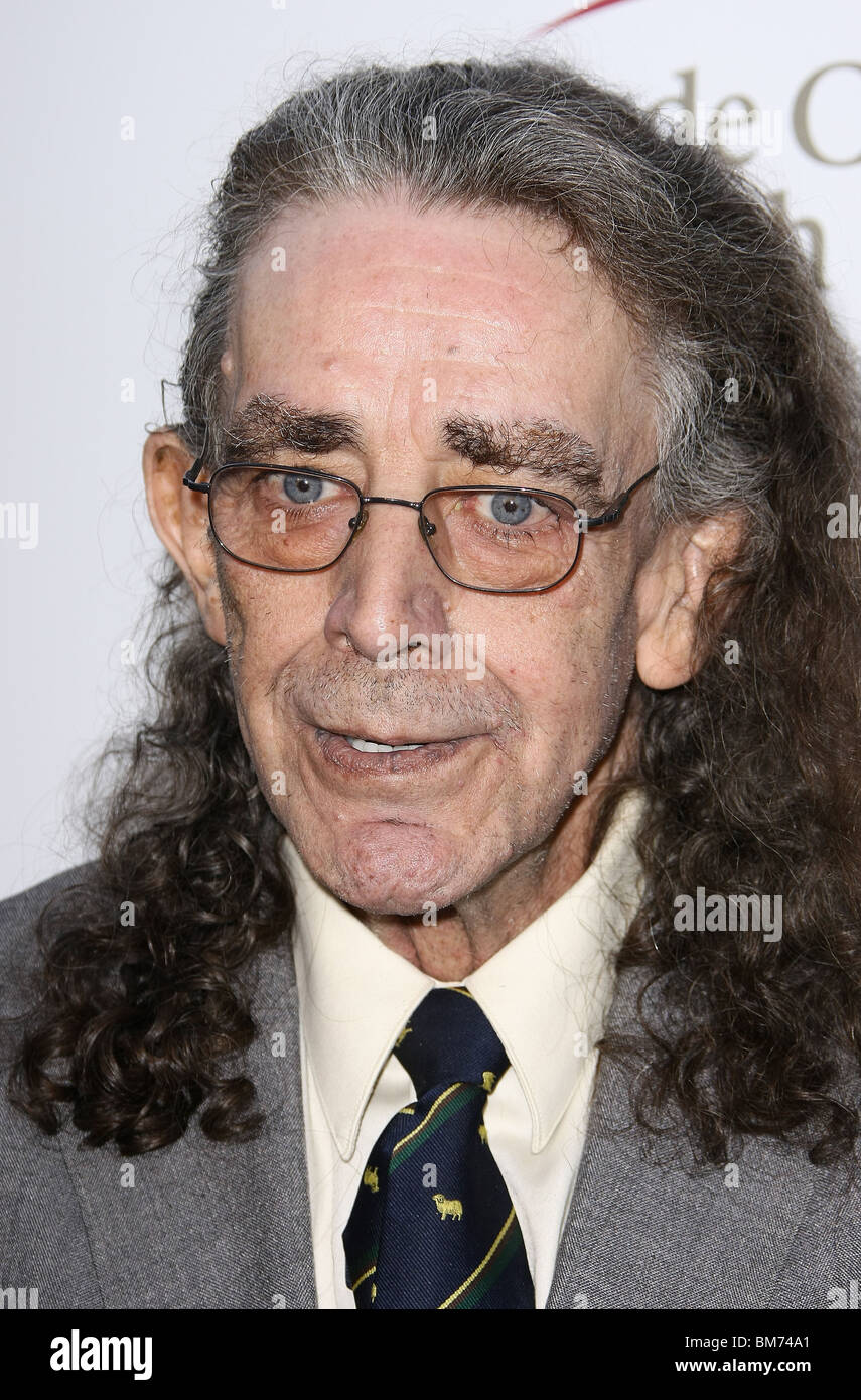 PETER MAYHEW das Imperium zurück 30. schlägt Jahrestag CHARITY SCREENING HOLLYWOOD LOS ANGELES CA 19. Mai 2010 Stockfoto