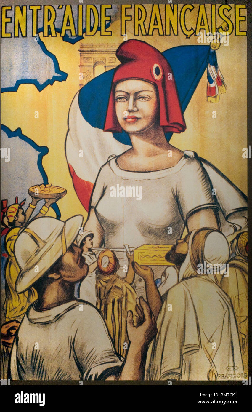 Invalides Armee Museum Paris, Frankreich "Entraide Française" - französische Propagandaplakat Stockfoto