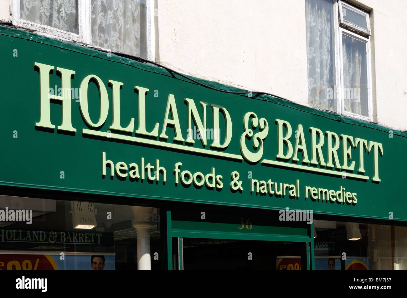 Holland und Barrett Bioladen in Devon, Großbritannien Stockfoto