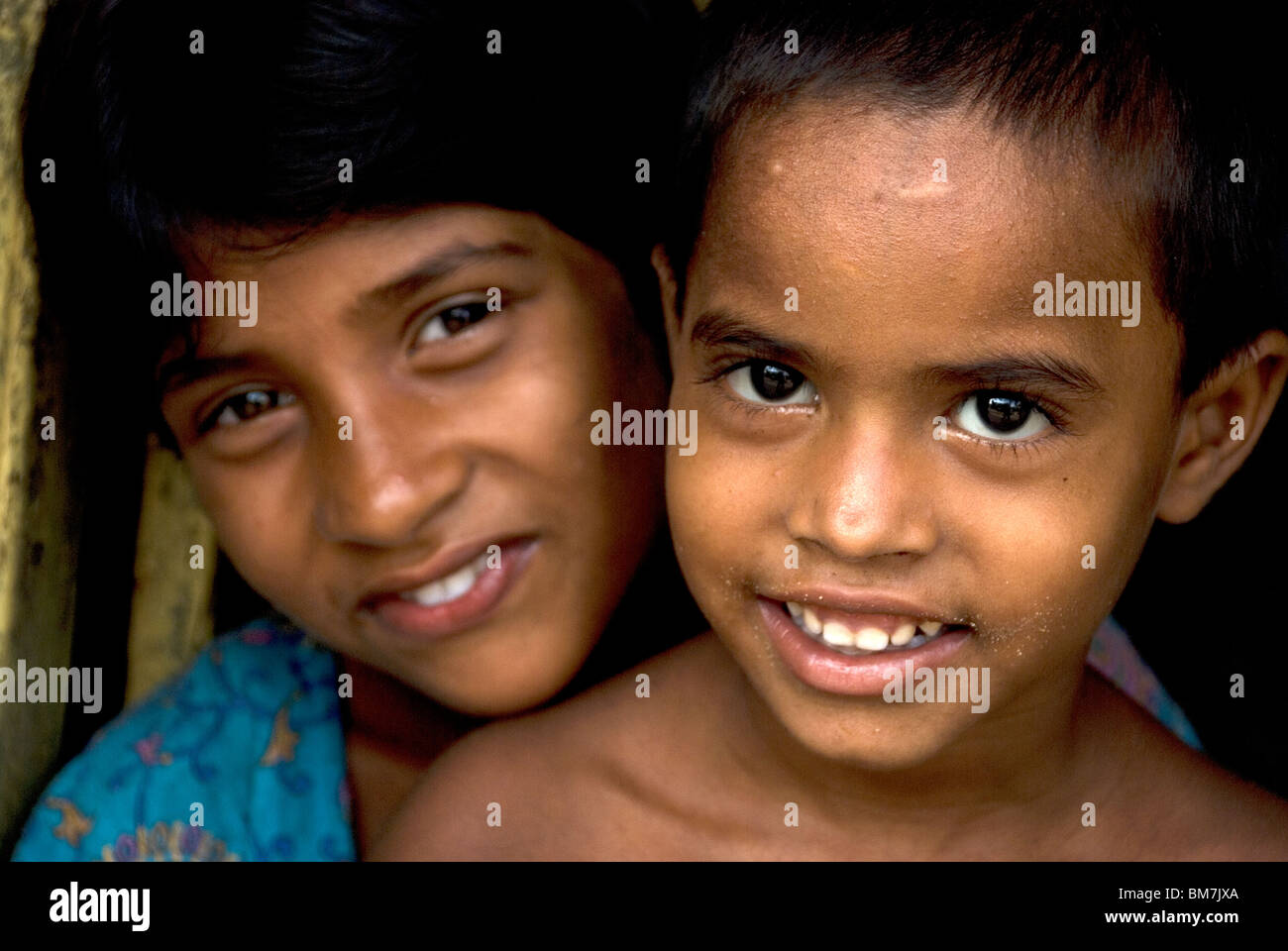 Kinder in Kali Kalighat Tempel Kalkutta Indien Stockfoto