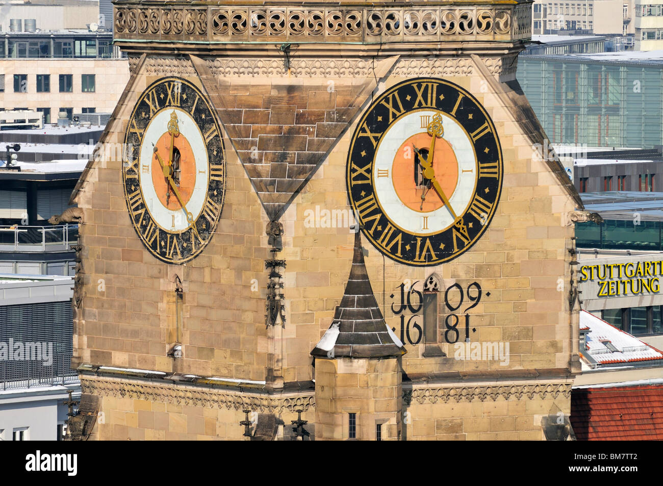 Kirche-Uhr der Stiftskirche (Stiftskirche), Stuttgart, Baden-Württemberg, Deutschland Stockfoto