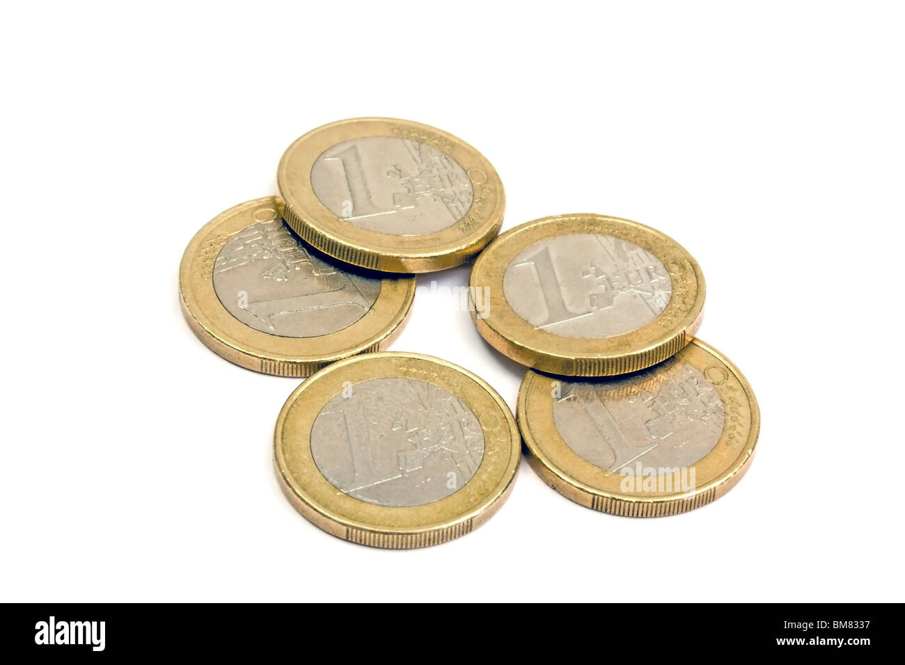 Euro-Münzen, die isoliert auf weißem Hintergrund Stockfoto
