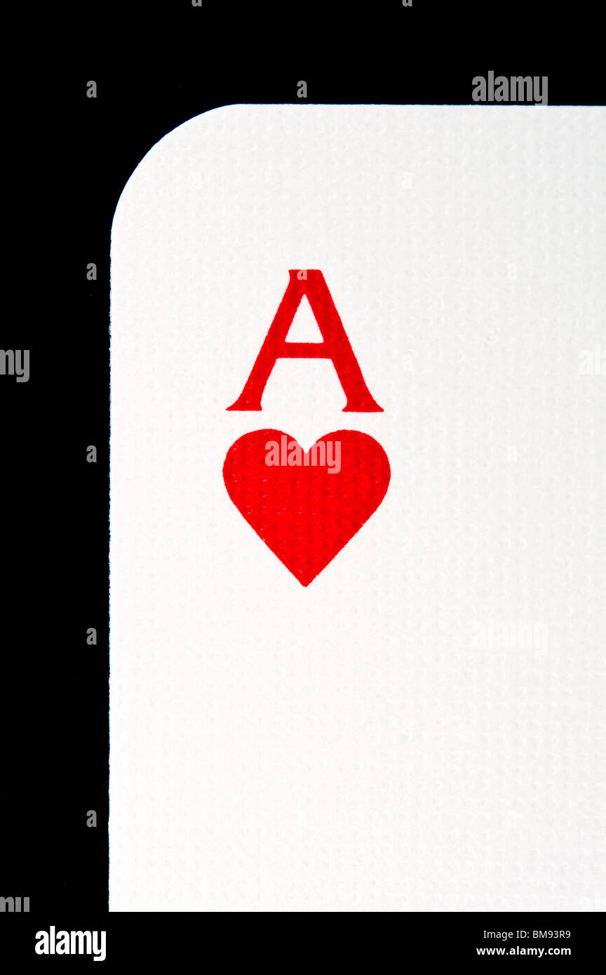 Herzass isoliert auf schwarz Stockfoto