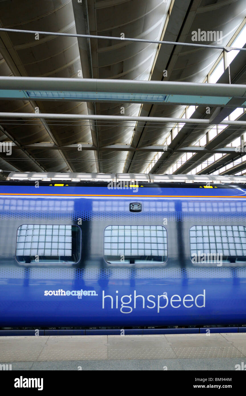 London, England, Vereinigtes Königreich. St Pancras Station. Südosten North Kent High-Speed-Zug Stockfoto