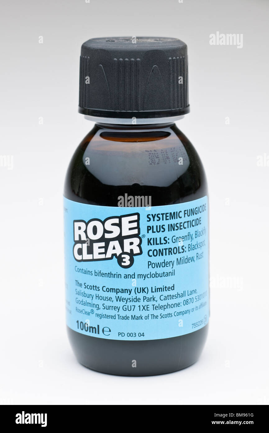 100 ml Flasche Rose klar systemische Fungizide Stockfoto