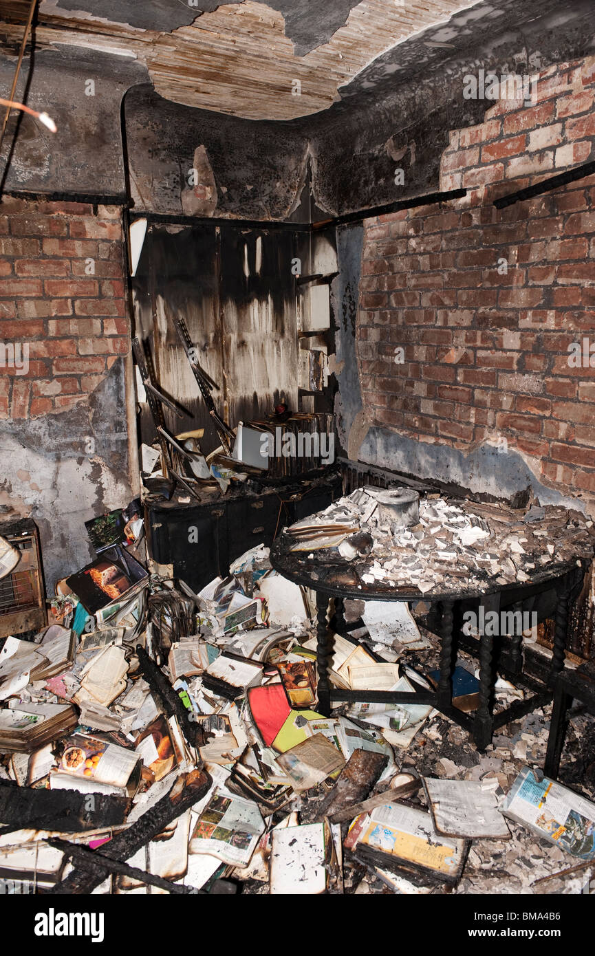 Schwere Schäden nach Küchenfeuer Stockfoto
