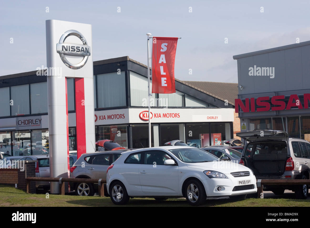 Nissan-Autohaus Stockfoto