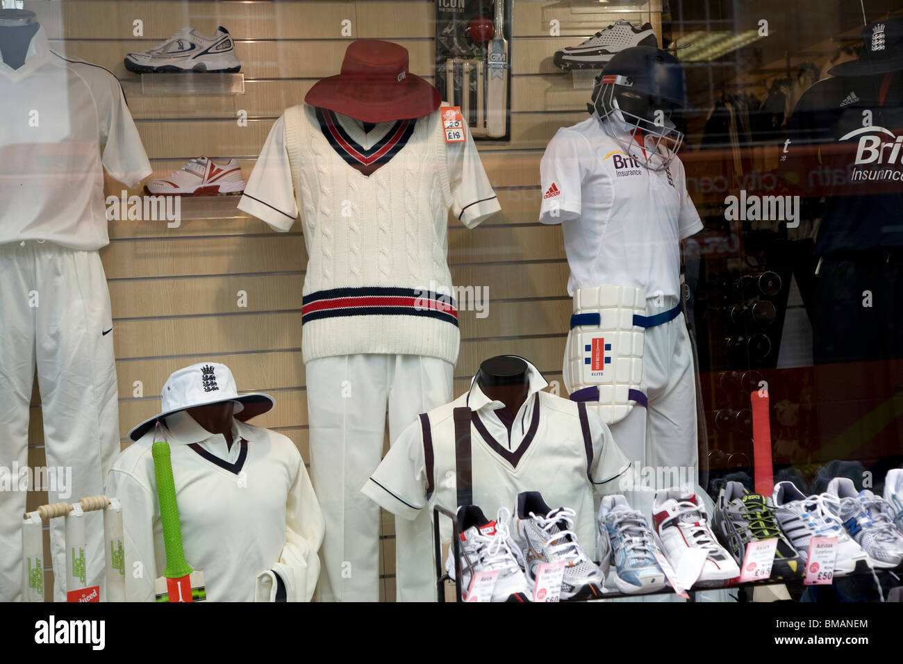 Cricket Kleidung Sport Schaufenster, die John Moore, Bad Stockfoto