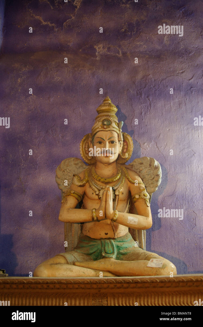 Hindu-Statue in einem Antiquitäten-Shop in Fort Cochin, Kerala, Indien Stockfoto