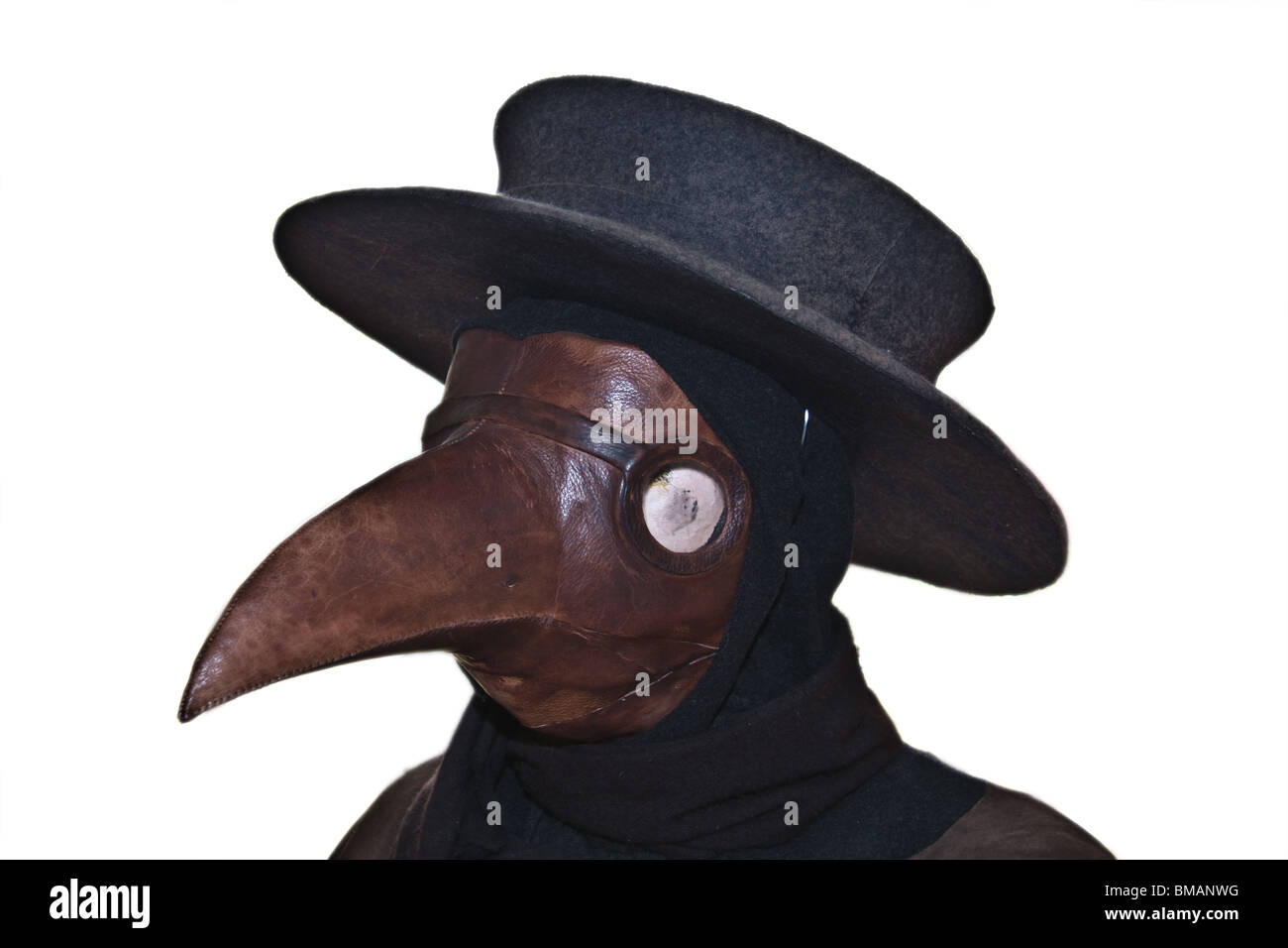 Mittelalterliche Pest Schutz Maske isoliert auf weiss Stockfoto