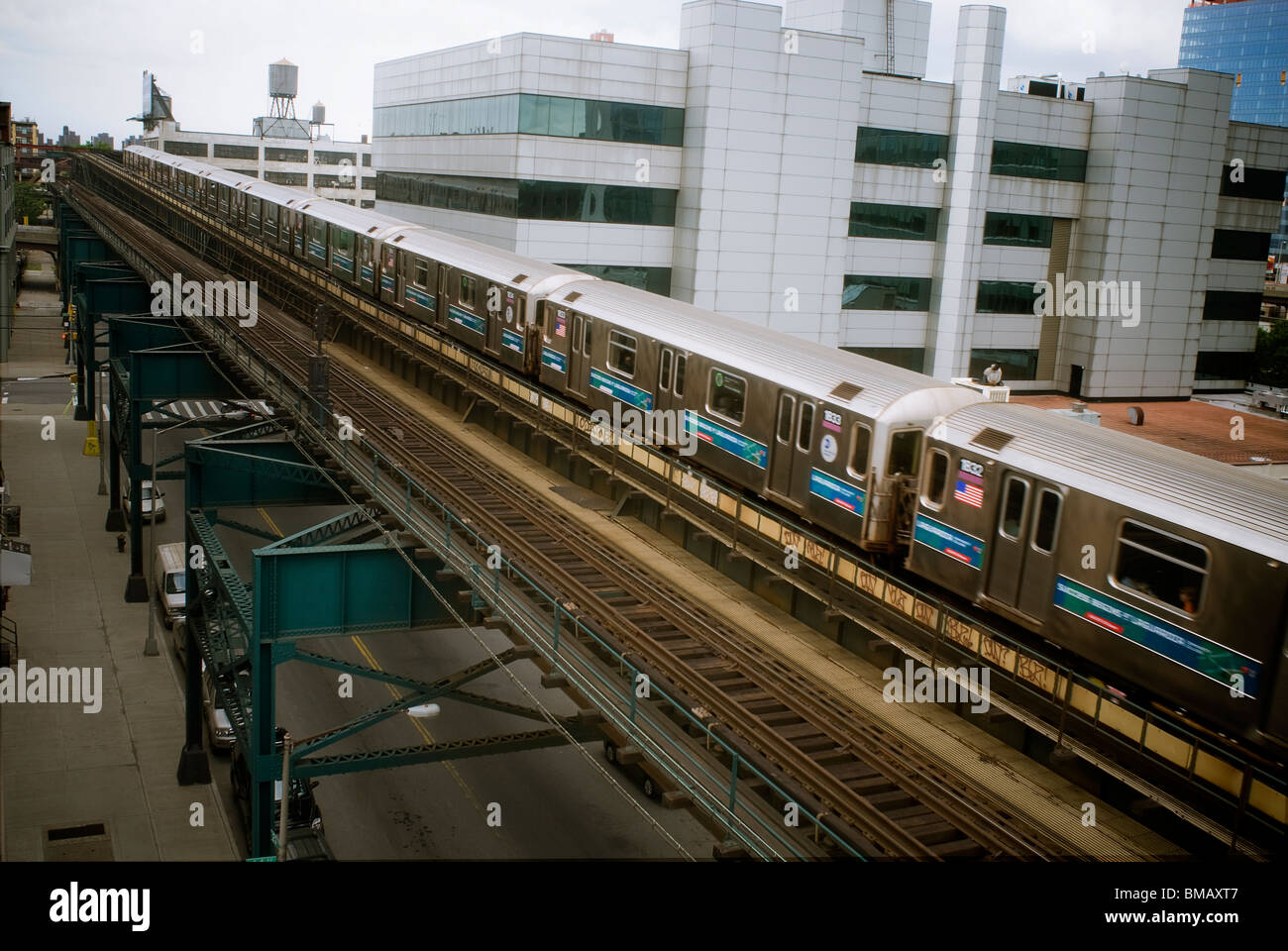 Bahngleise in der nachbarschaft Fotos und Bildmaterial in hoher