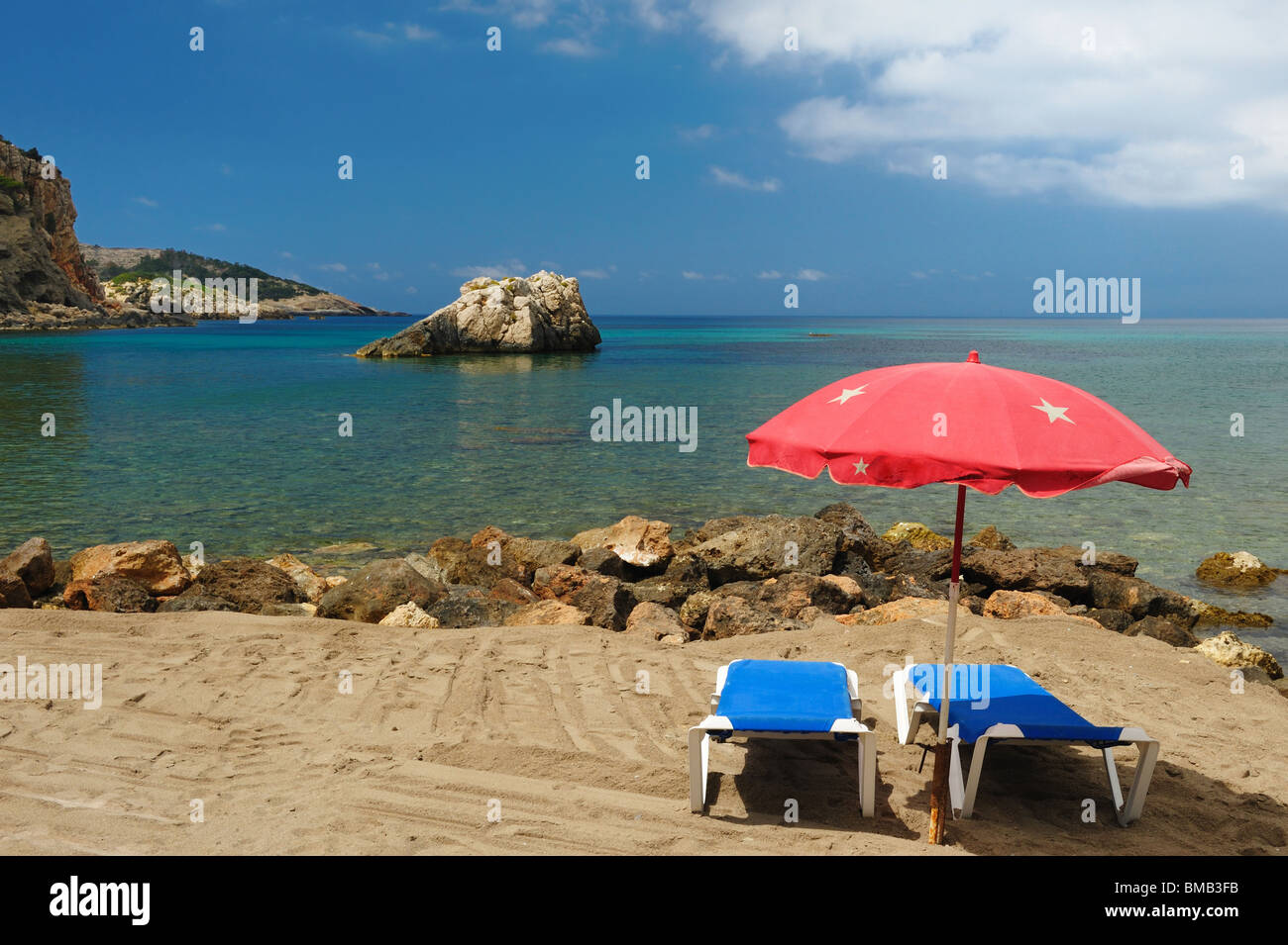 Cala Xarraca, einer schönen kleinen Bucht in Ibiza Spanien Stockfoto