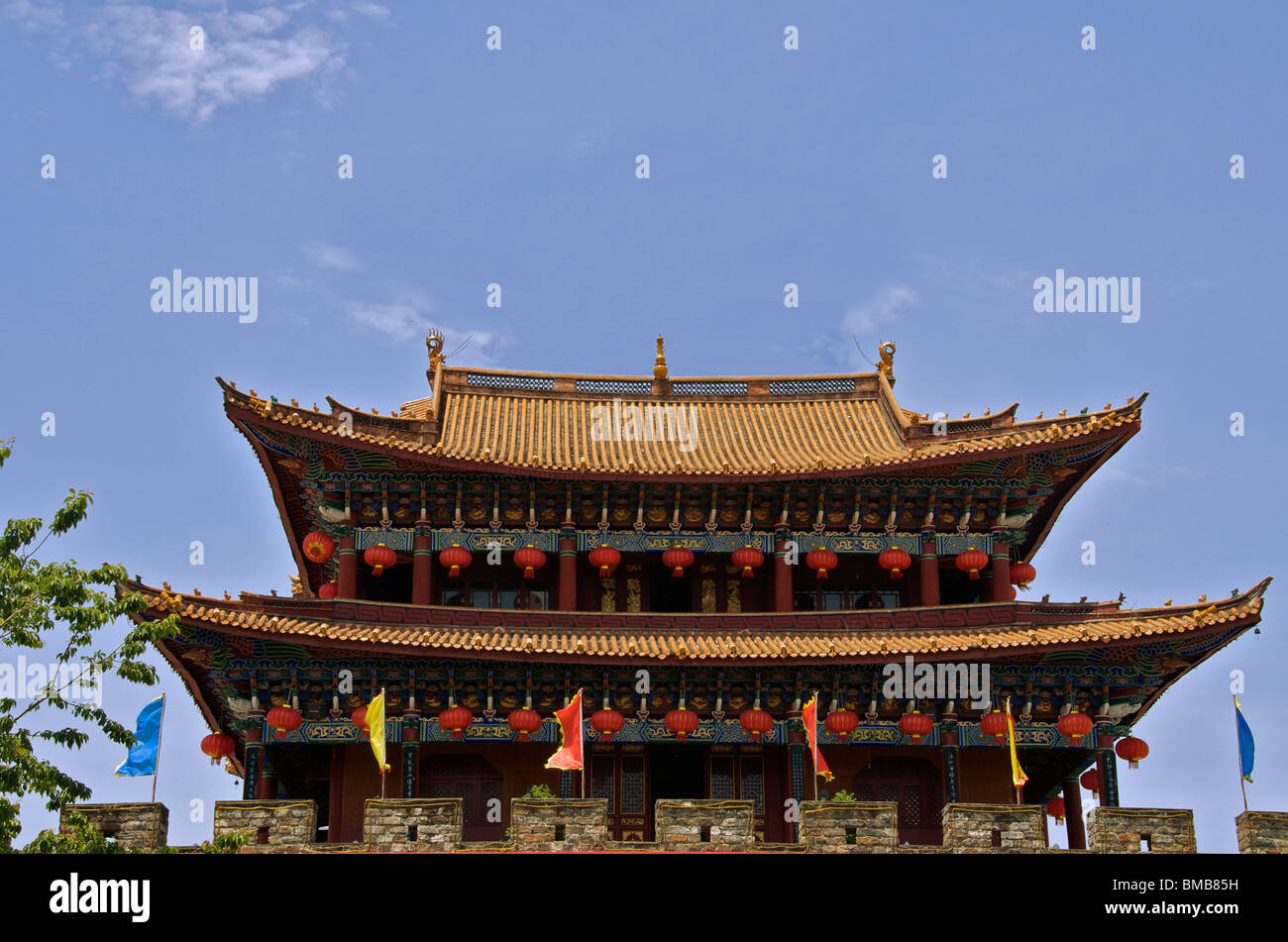 Herrliche Südtor hierhin, von Mauern umgebene Stadt Dali Yunnan China Stockfoto