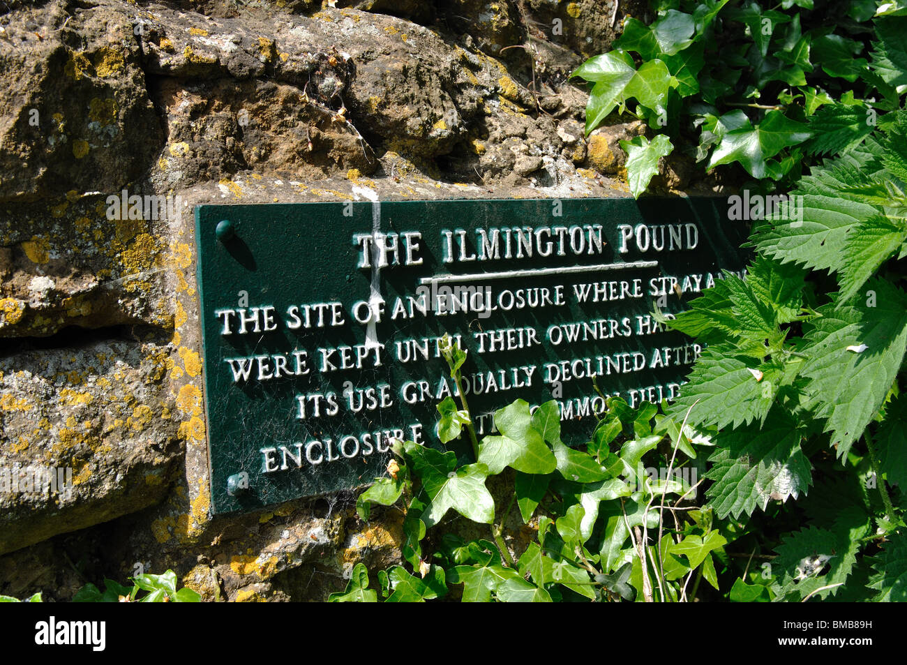 Das Ilmington Pound Zeichen, Ilmington, Warwickshire, England, UK Stockfoto