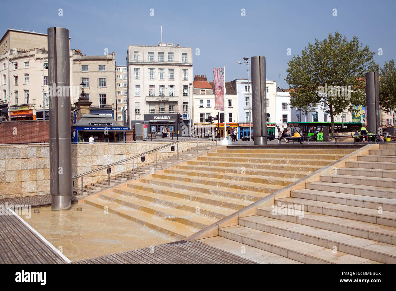 Wasser läuft nach unten Schritte, die Kaskade, Zentrum Promenade, Bristol Stockfoto