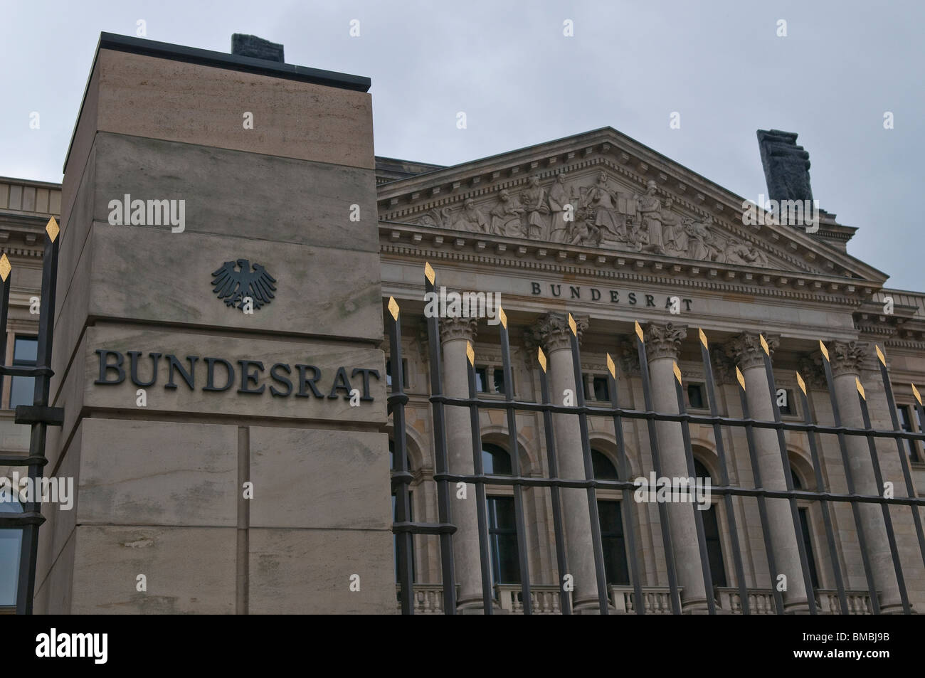 Gebäude der Bundesrat Bundesversammlung mit Schriftzug, Berlin, Deutschland Stockfoto