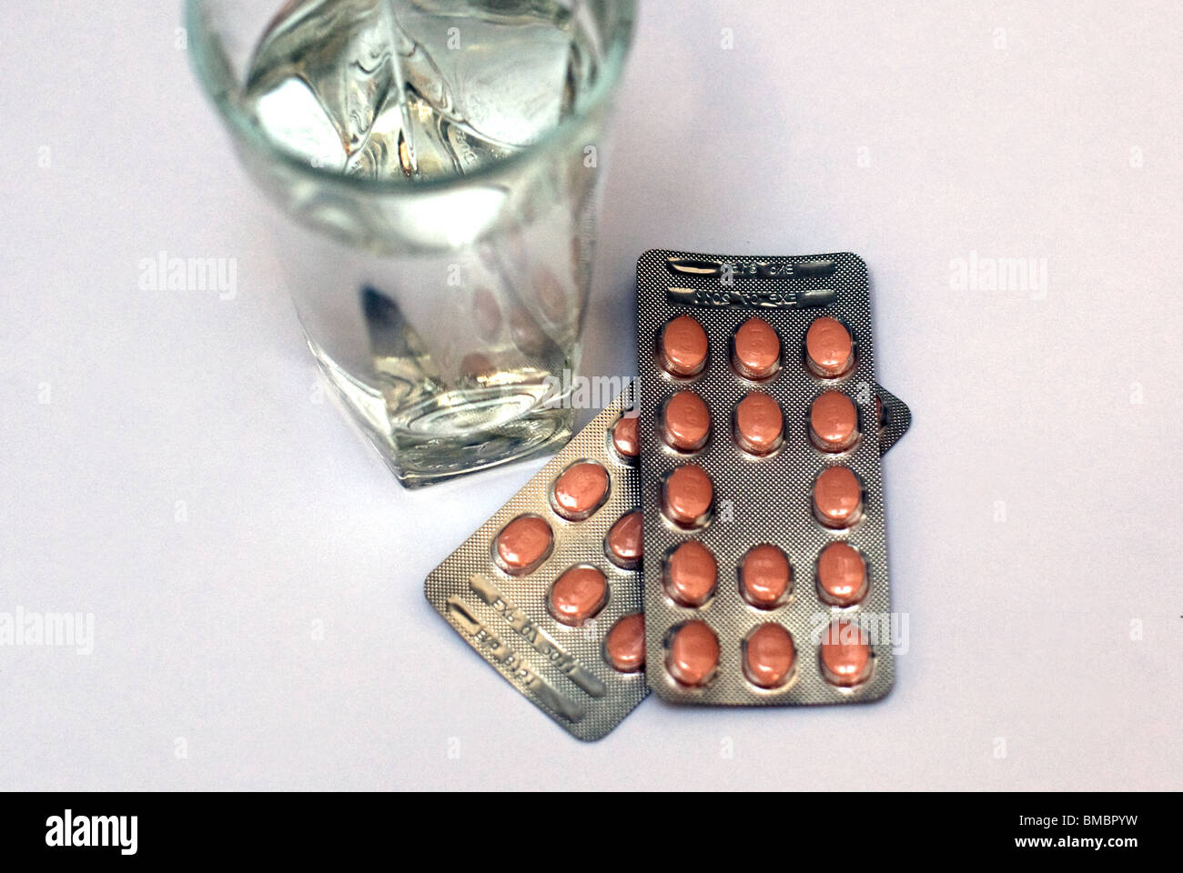 Statine: Cholesterin-senkende Medikamente Stockfoto