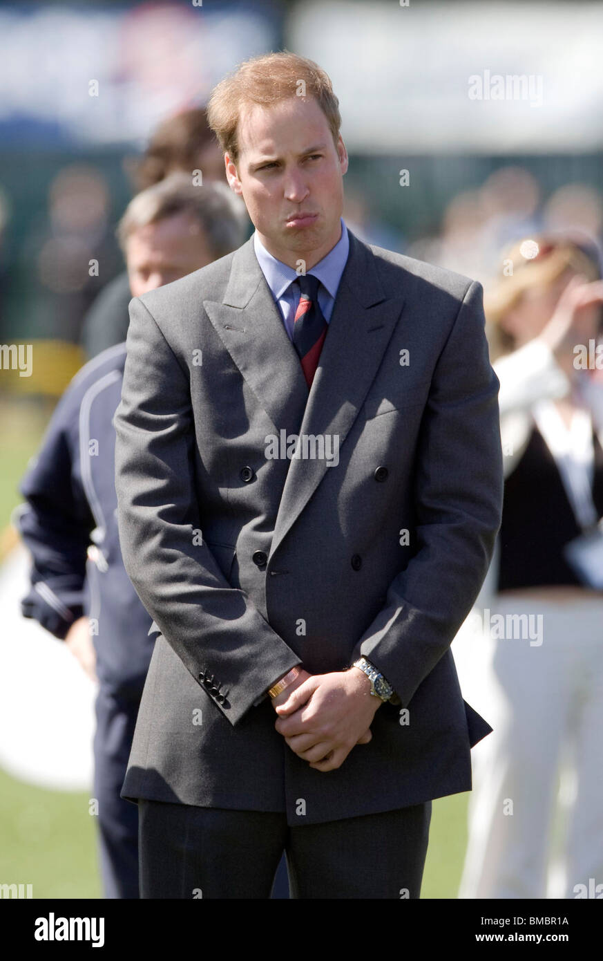 Großbritanniens Prinz William, Präsident, The Football Association, besucht Kingshurst Sporting FC in den West Midlands Stockfoto
