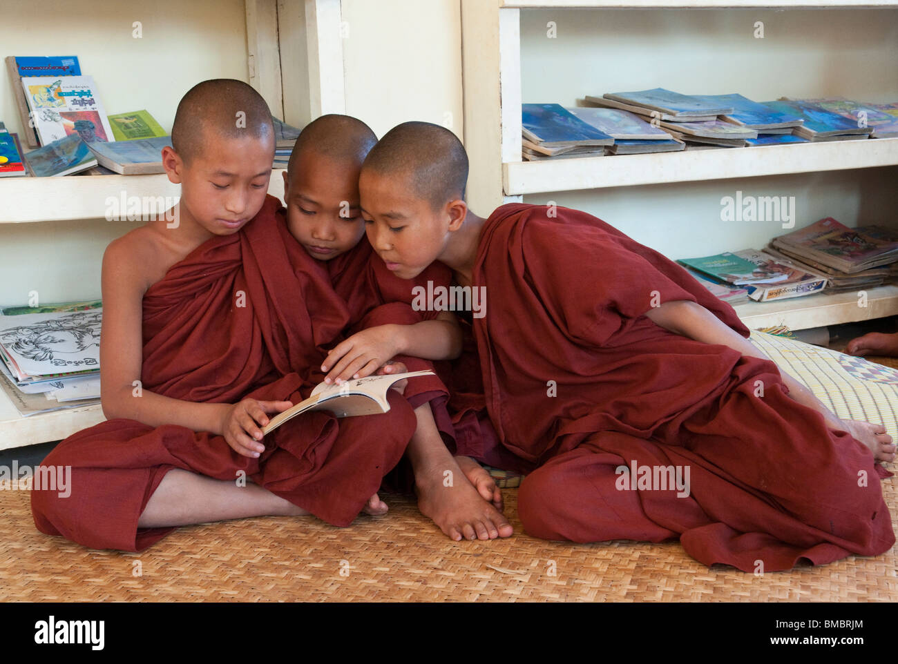 Myanmar. Burma. Shan-Staat. Thit La Dorf Bibliothek Stockfoto