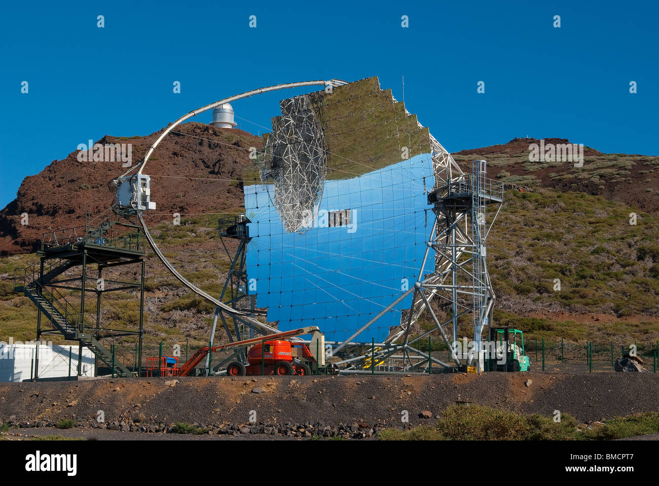 Die Gebäude der Sternwarte Komplex in Roque de Los Muchachos auf La Palma, Kanarische Inseln Stockfoto