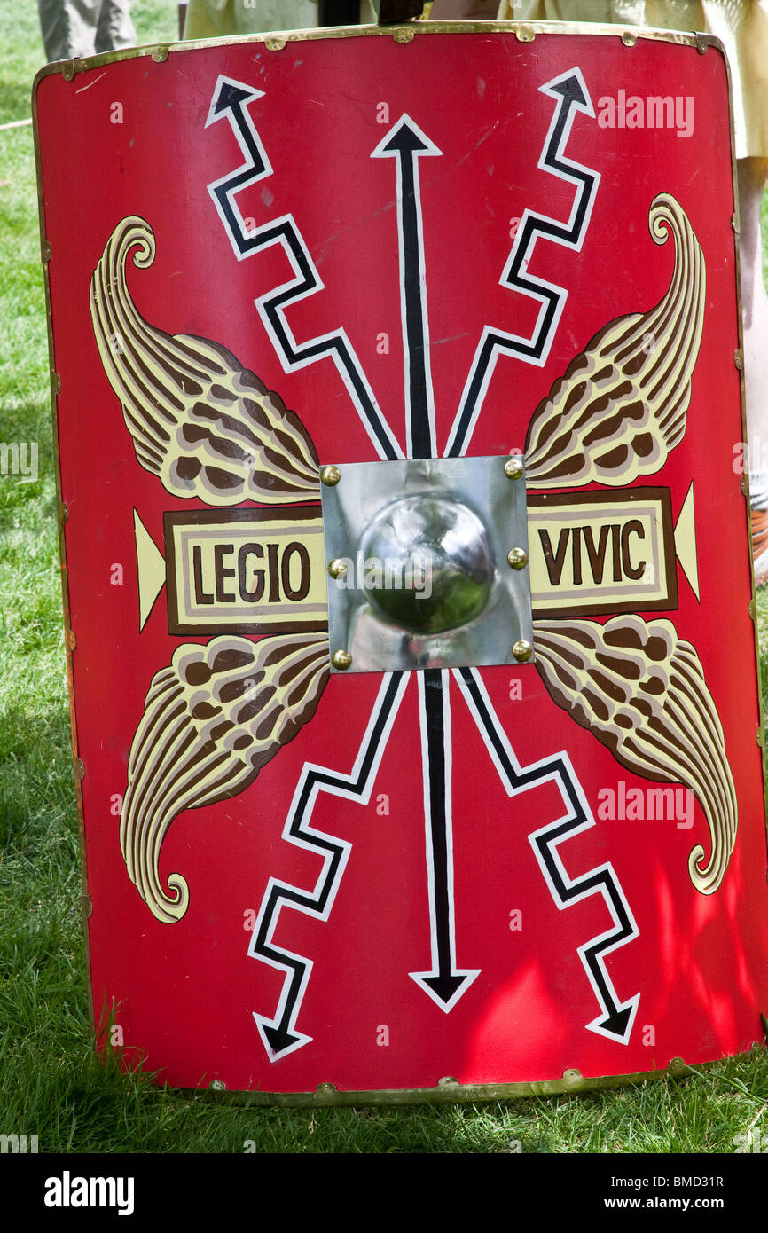 Die Legio Vi Victrix Vivic Schild Legion Kurve Seitig Scutum Des Antonine Guard Re Enactment Group Bei Caerlaverock Castle Schottland Grossbritannien Stockfotografie Alamy die legio vi victrix vivic schild
