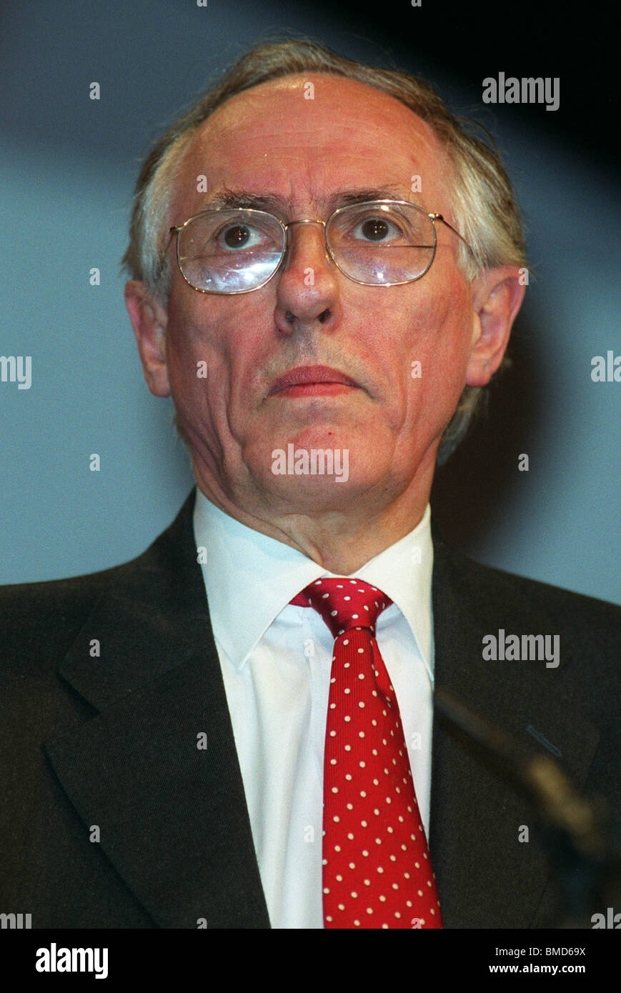DONALD DEWAR MP Staatssekretär für Schottland 4. Oktober 1999 Stockfoto