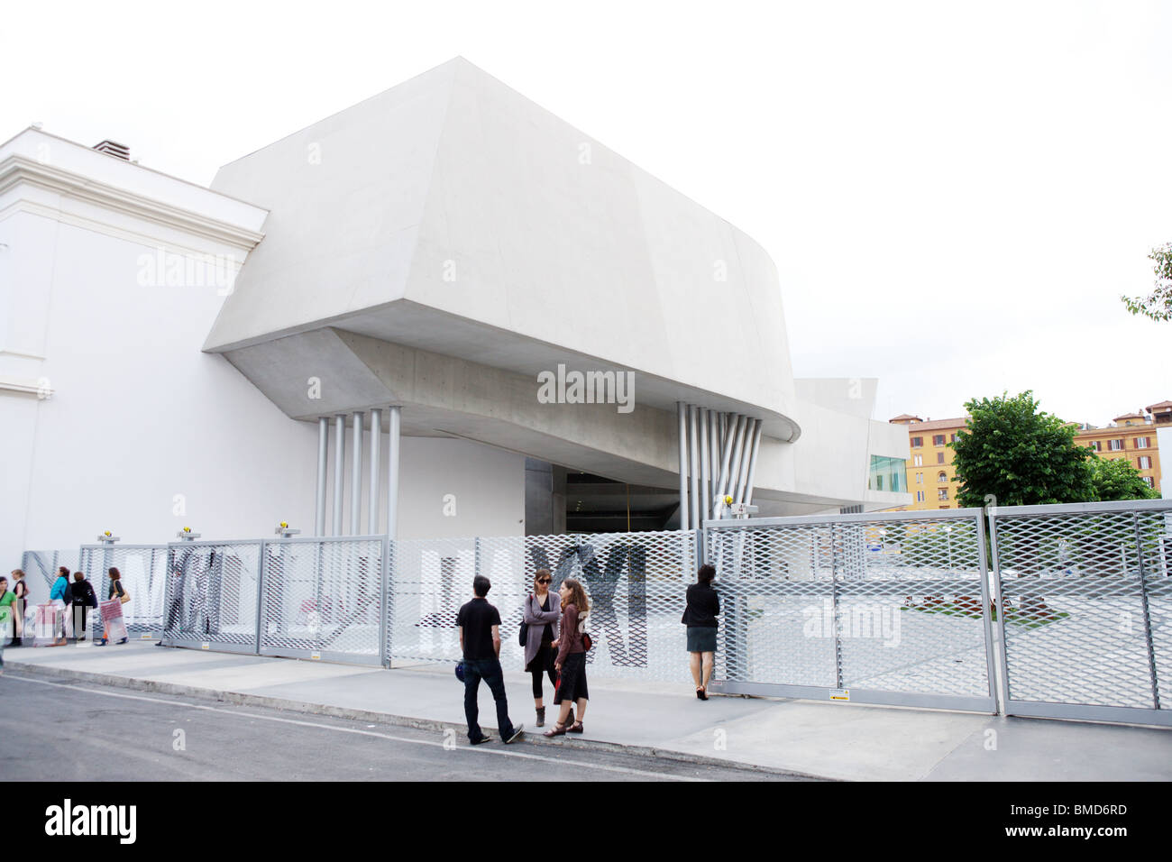 MAXXI Modern Art XXI Jahrhunderts. Ersten Tag öffnen bei Sonnenuntergang, Mai 30. 2010 Rom Italien Stockfoto