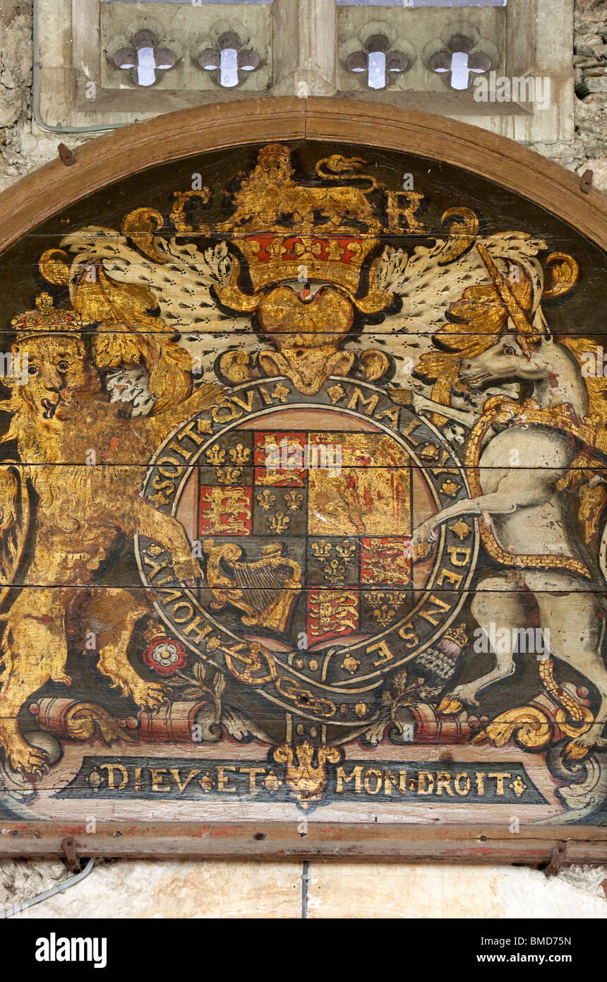 Großbritannien, England, Devon, Dittisham, St.-Georgs-Kirche, Wappen von König Charles II gewährt bei Restaurierung Stockfoto