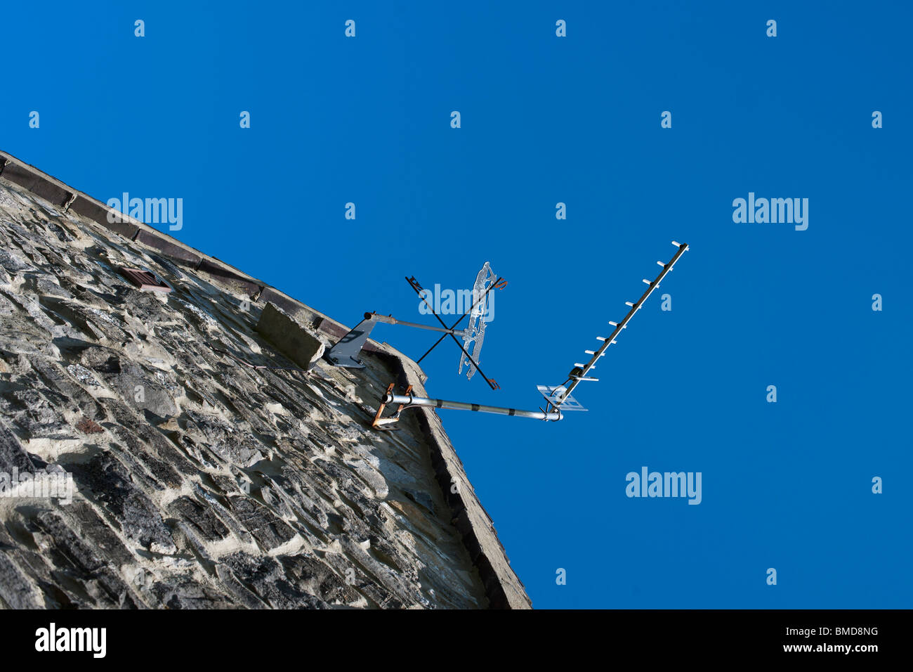 Einen Fernseher arial auf einem Dach Stockfoto