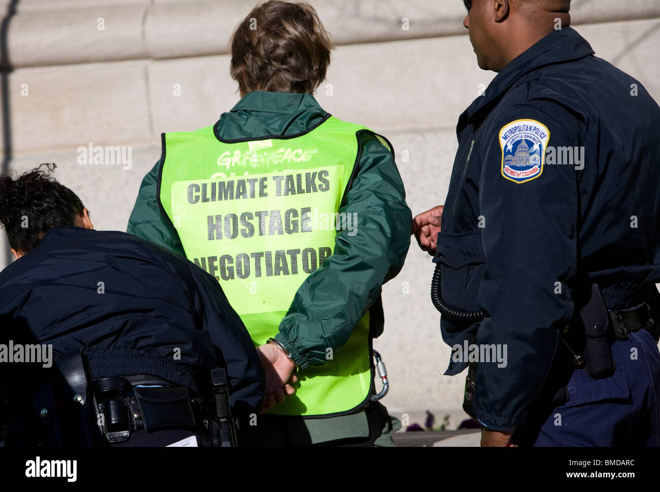 Greenpeace-Demonstranten verhaftet. Stockfoto