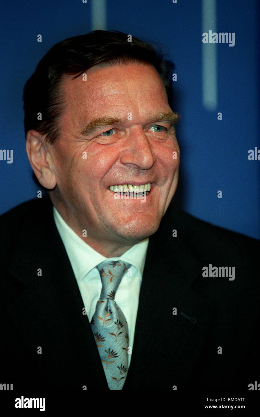 GERHARD Schröder BUNDESKANZLER Deutschlands 3. November 1998 Stockfoto