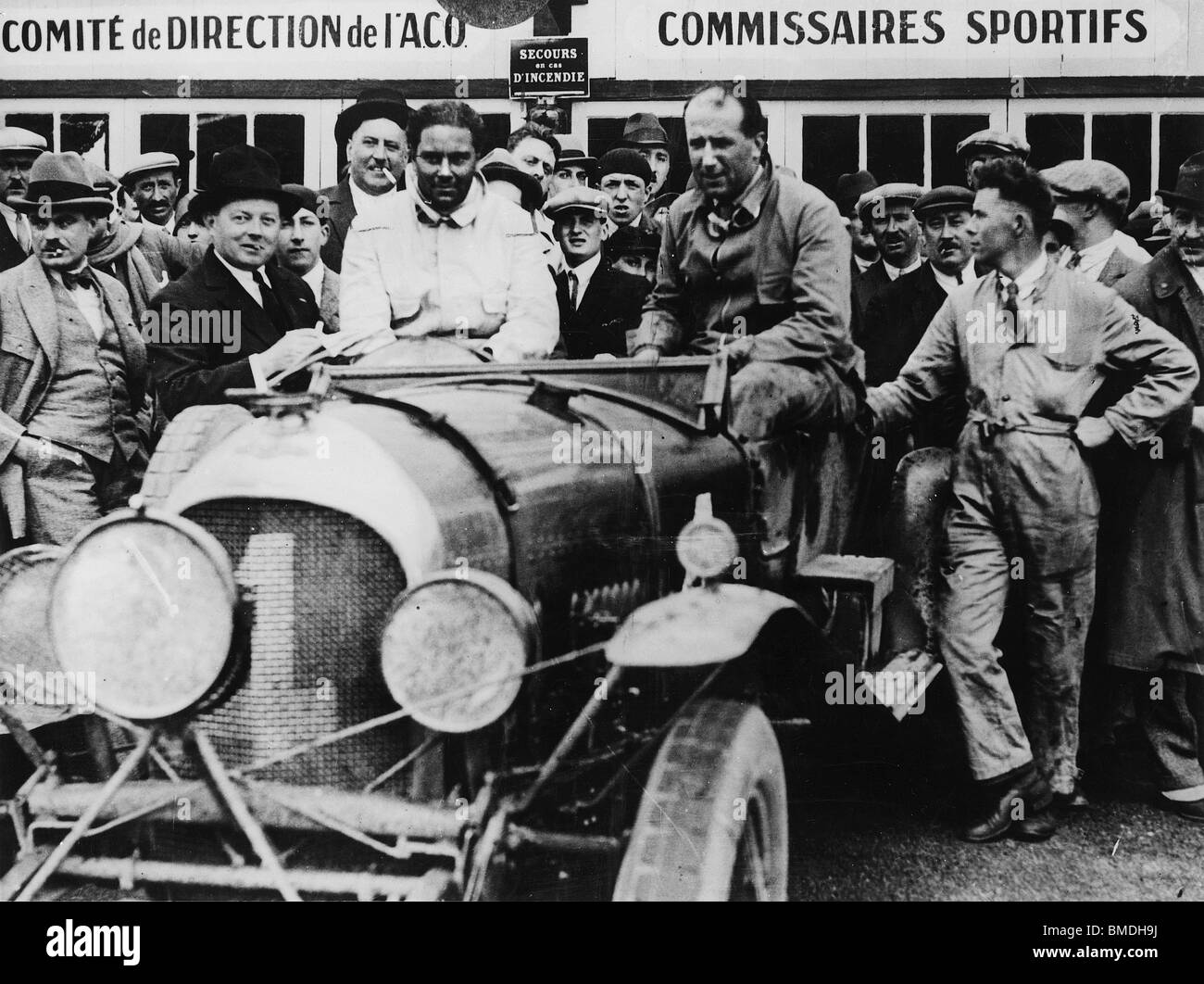 Woolf Barnato und Bernard Rubin mit Bentley in Le Mans 1928 zu gewinnen Stockfoto
