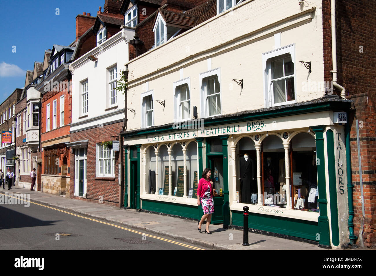 Welsh und Jefferies und Schneidereien Weatherill Bros, Eton High Street, Berkshire, England, UK Stockfoto