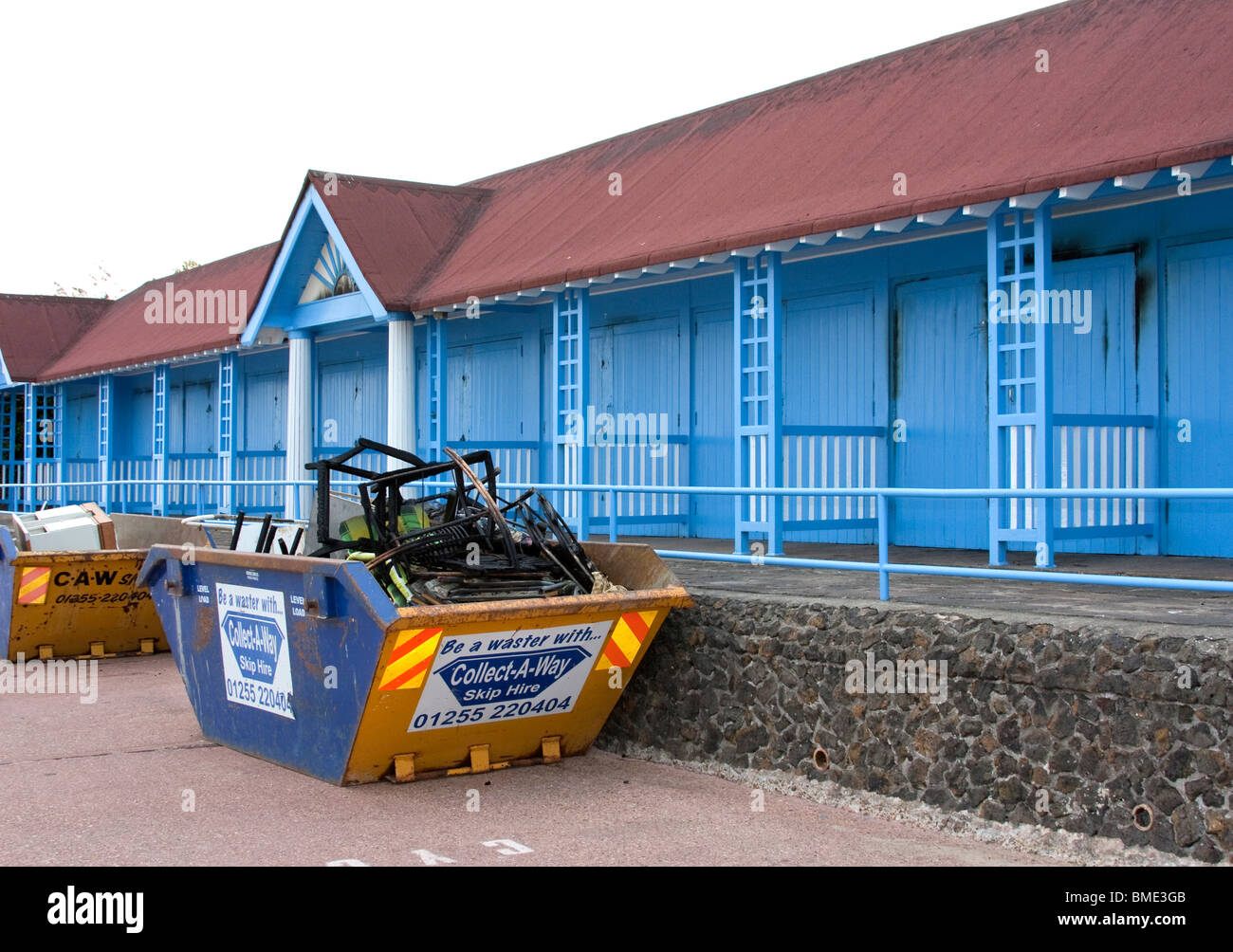 Feuer am Strand Hütten Clacton Essex UK Stockfoto