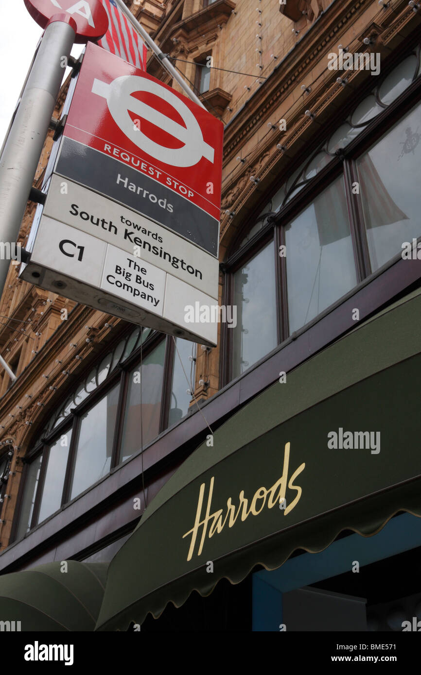 Harrods-shop vorne, Knightsbridge, London, UK Stockfoto