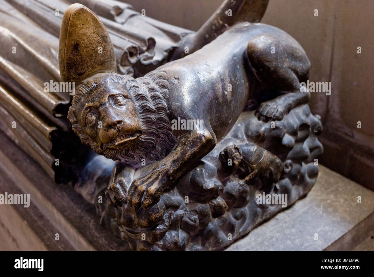 GRAB VON RICHARD I DIE LÖWENHERZ ROUEN KATHEDRALE ROUEN, FRANKREICH Stockfoto